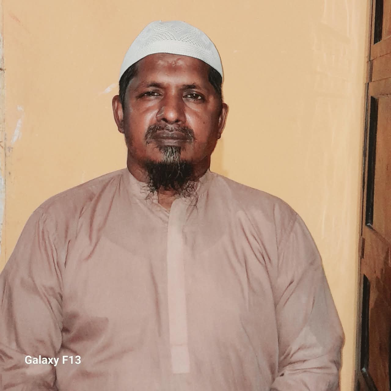 মোঃ মোয়াজ্জেম হোসেন